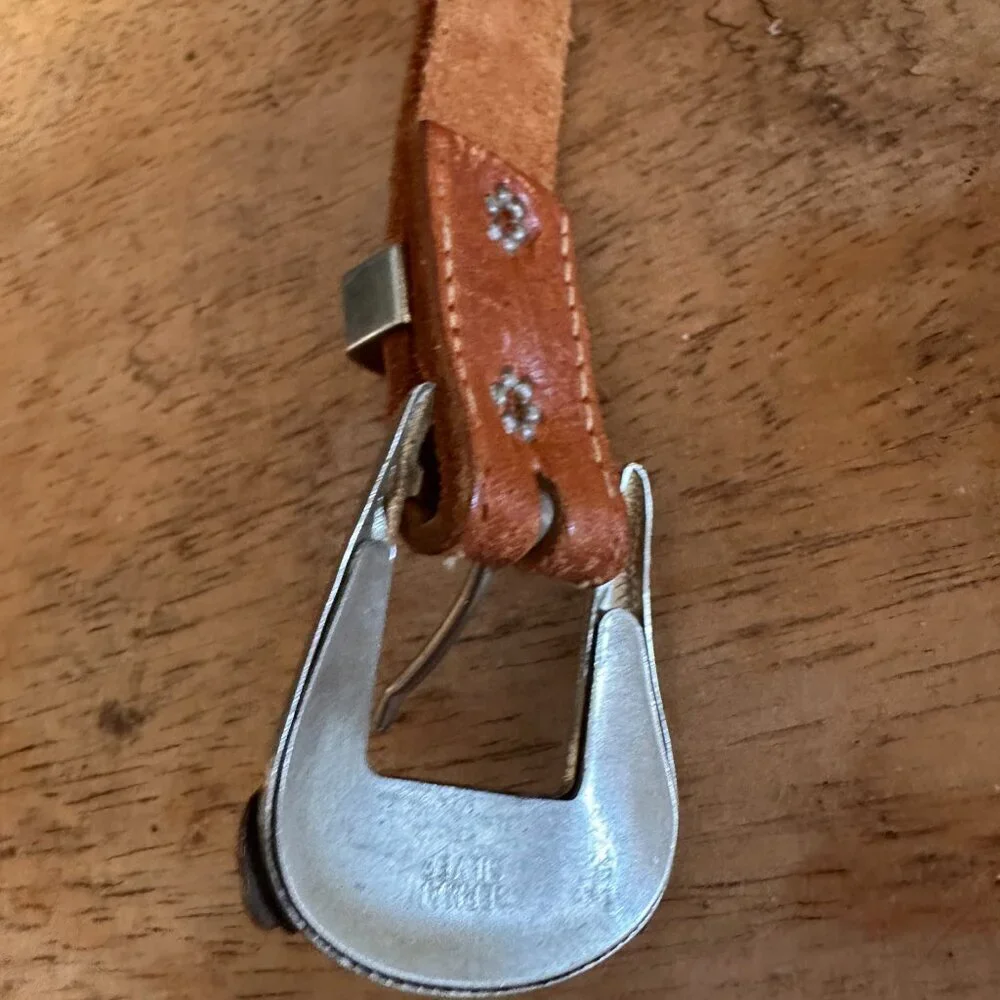 Wrangler Belt Tooled Genuine Leather German Silver Gold Floral Size Medium